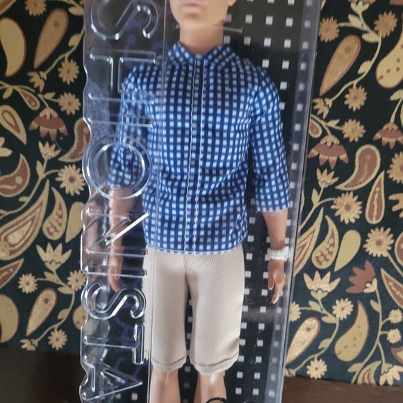 Barbie 2016, Ken #7 Fashionista Figure - Picture 16 of 17